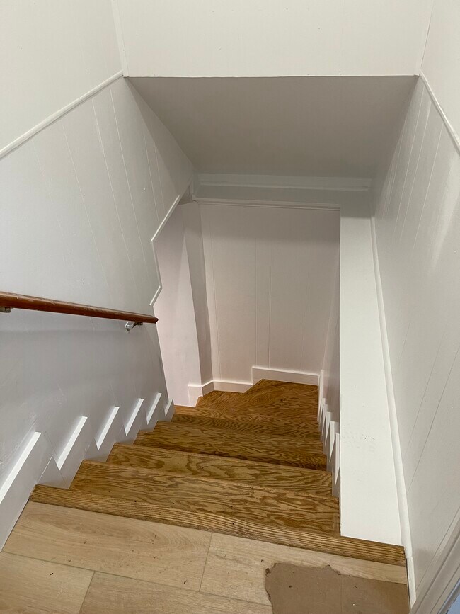 76 Lexington St unit Newly finished unit, Burlington, MA 01803 - photo 3