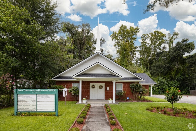 Tatemville is home to several churches.