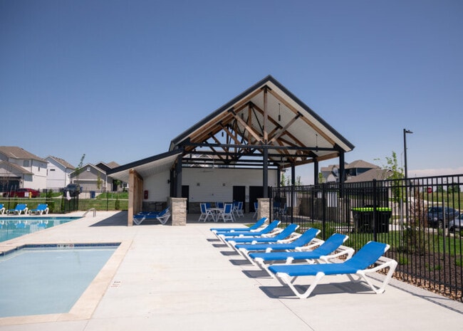 Woodlawn Estates - Villas of Woodlawn Estates