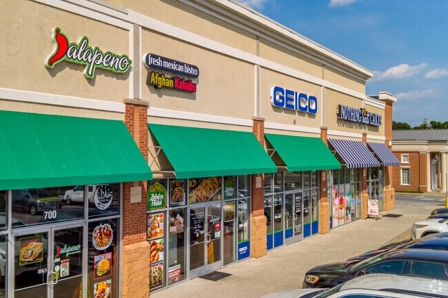 Residents of the South Laurel neighborhood enjoy their proximity to Route 1, and its many retail and dining options.