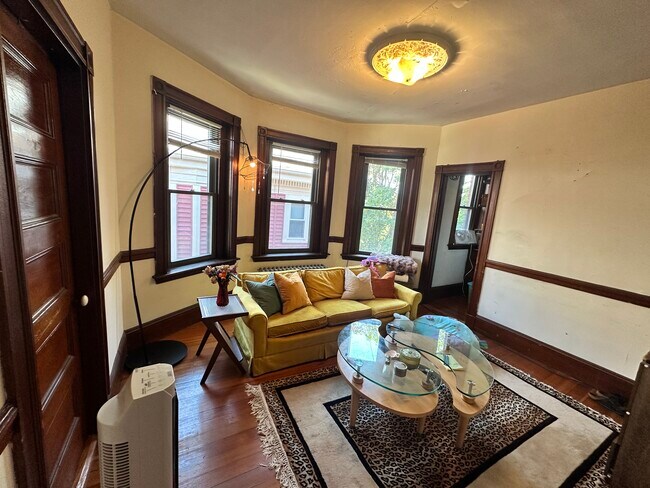 174 Saint Alphonsus St unit 3, Roxbury Crossing, MA 02120 - photo 5