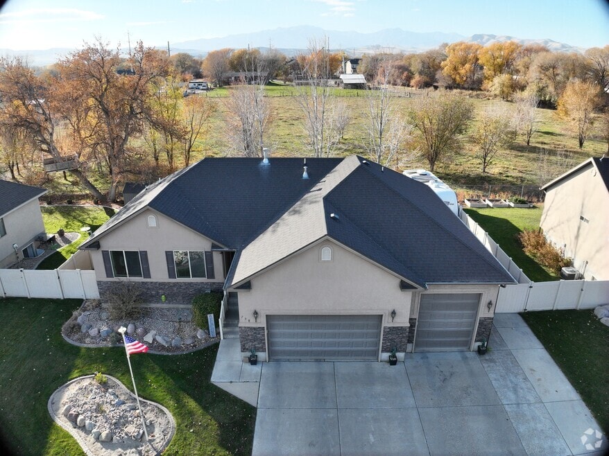 798 S 925 W, Lehi, UT 84043 - photo 2