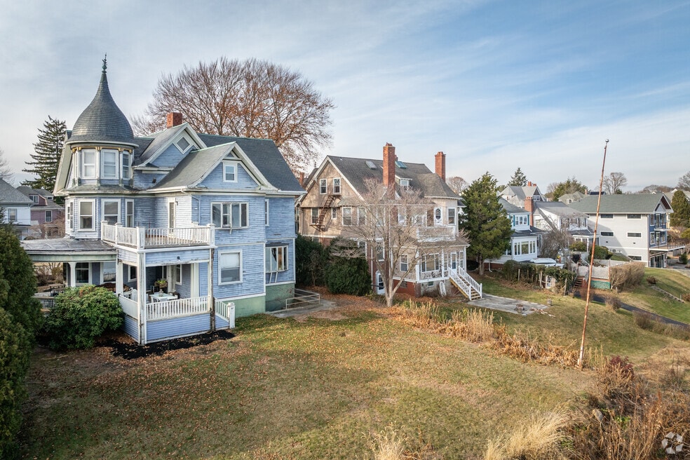 Cranston_1001599_RZ_081825_v2