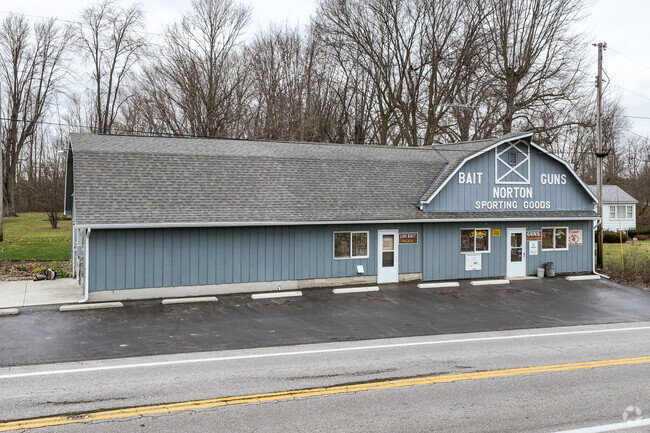 Norton's, a popular sporting store in Marlboro.