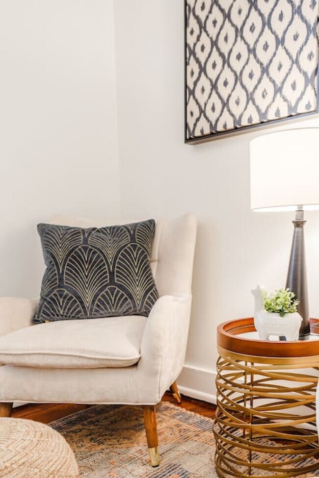 11 Catlin Aly unit ID1056036P, Cincinnati, OH 45202 - photo 2