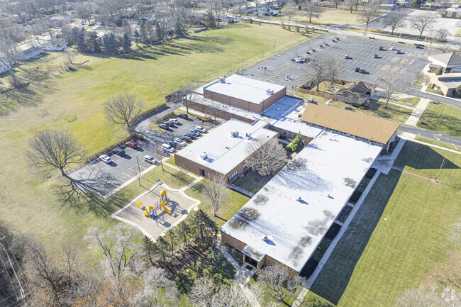 St. Thomas More Elementary School offers challenging AP and honors courses.