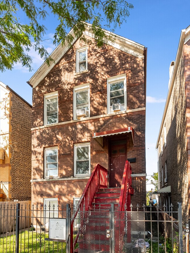 2628 S Kedzie Ave Unit Garden, Chicago, IL 60623