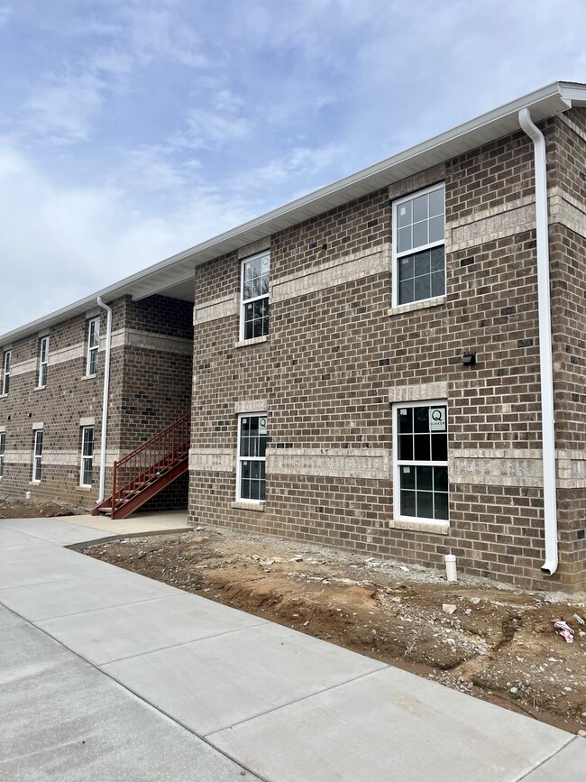 851 West St Unit West St. Apartments, Greenville, IL 62246