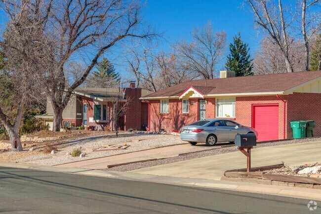 Northeast Littleton offers mostly split level and ranch style homes.