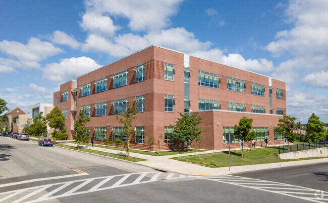 Fort Worthington 
Elementary/Middle School serves students in the Four by Four community.