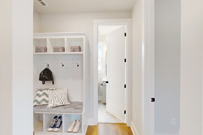 3005 Evans Rd unit 37072919, Apex, NC 27502 - photo 6