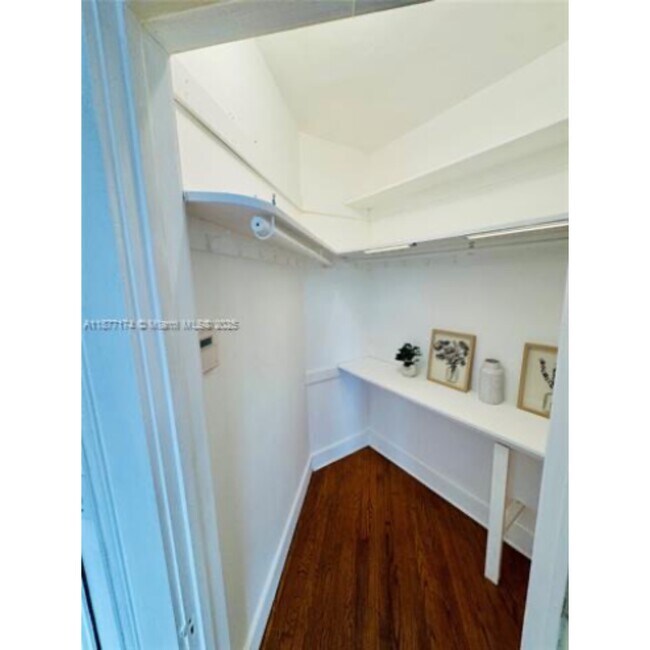 3224 Biscayne Blvd, Miami, FL 33137 - photo 7