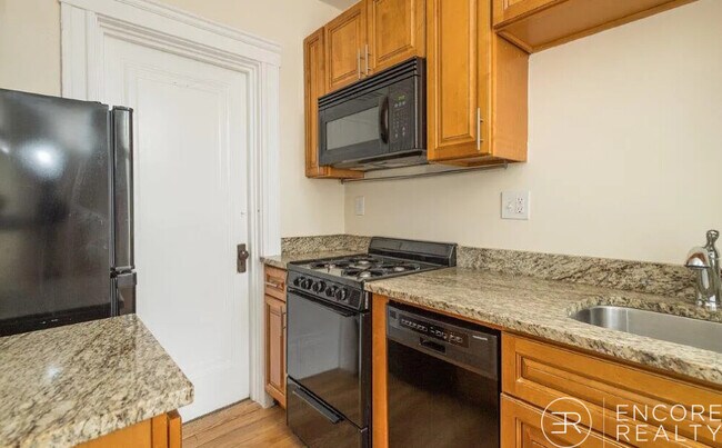 288 Chestnut Hill Ave unit 7, Brighton, MA 02135 - photo 2