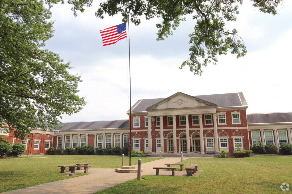 College Hill Fundamental Academy building in College Hill.