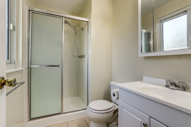 15054 E Dartmouth Ave, Aurora, CO 80014 - photo 2