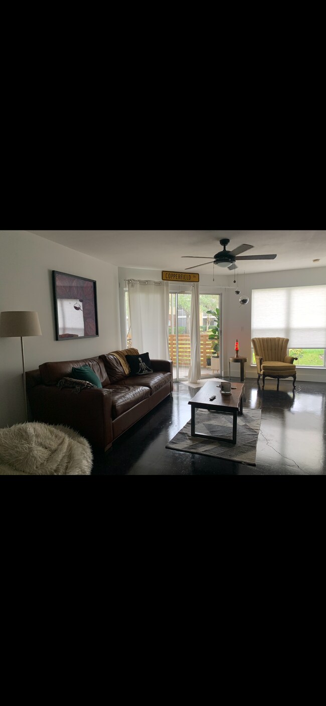 10122 Winsford Oak Blvd Unit 405, Tampa, FL 33624