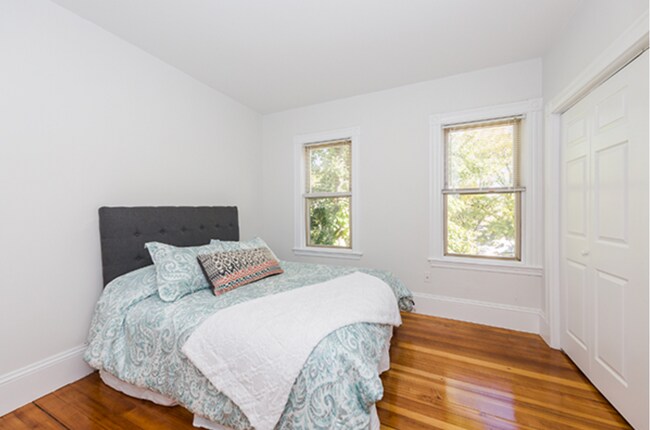 10 Stone Place unit 2, Somerville, MA 02143 - photo 5