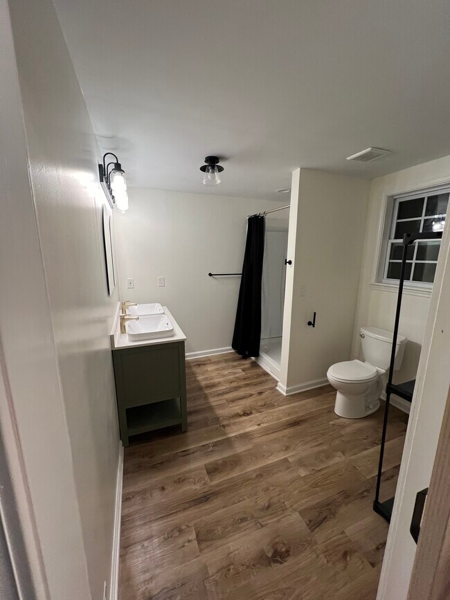 2210 Shamrock Dr unit Basement Apartment, Decatur, GA 30032 - photo 7