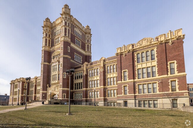 Hughes STEM High School, Rankings & Reviews