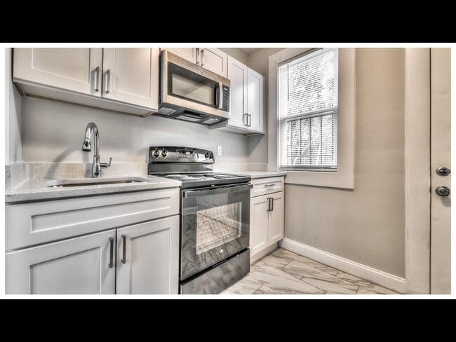 524 E 30th St, Baltimore, MD 21218 - photo 4