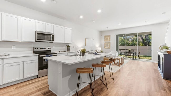 1635 E Bay St, Sarasota, FL 34238 - photo 5