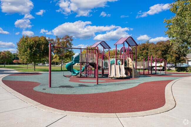 You can find many playgrounds and parks located in Sand Creek.