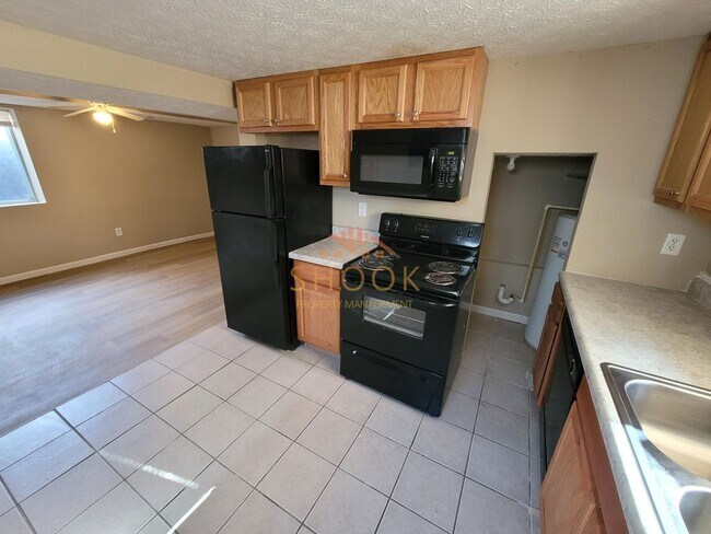 1707 Ferry St unit 1707 Ferry St Apt B, Lafayette, IN 47901 - photo 4