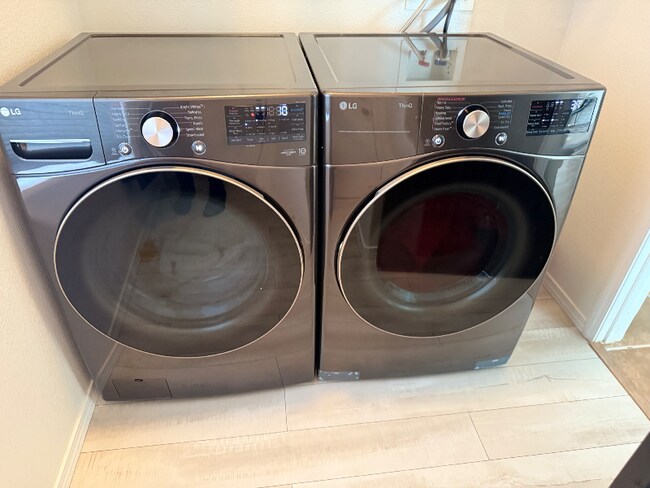 6717 W Correen Hills Ct, Las Vegas, NV 89139 - photo 7