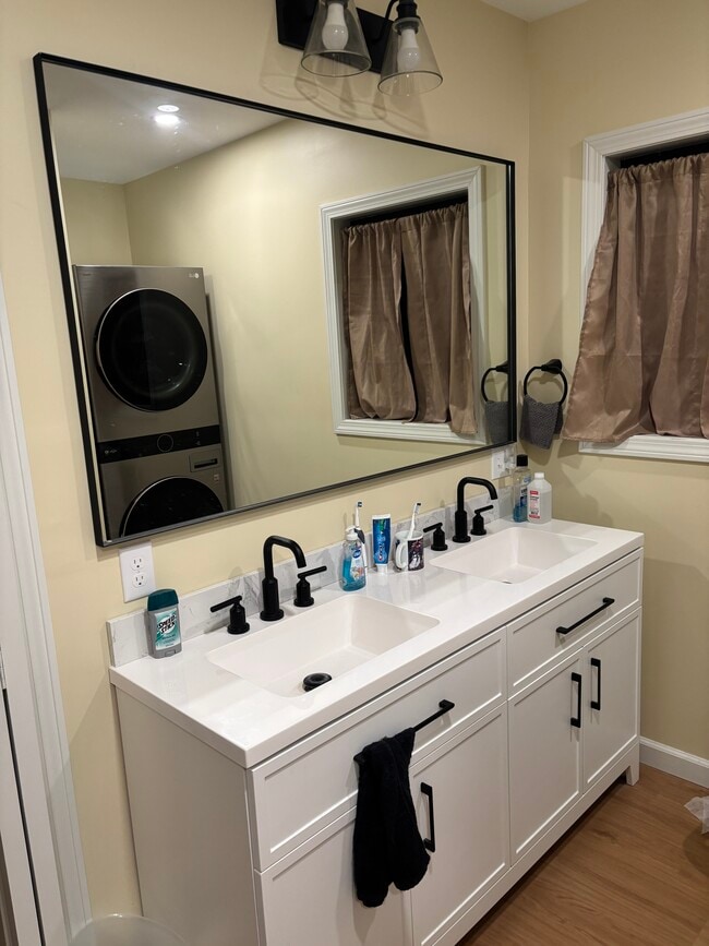 1177 Main St unit 3, Fairfax, VT 05454 - photo 4