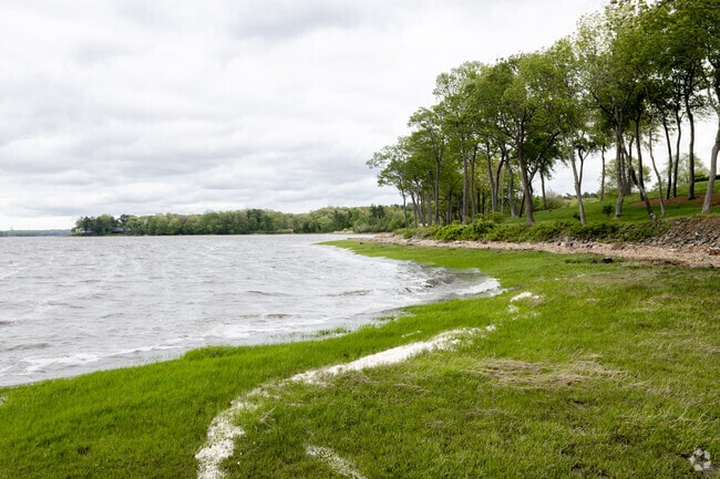 Stratham boasts a picturesque landscape, rich in natural beauty.