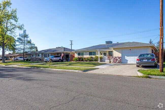 The Roosevelt neighborhood primarily consists of ranch-style homes.