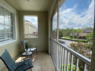 5551 Bentgrass Dr Unit 303, Sarasota, FL 34235