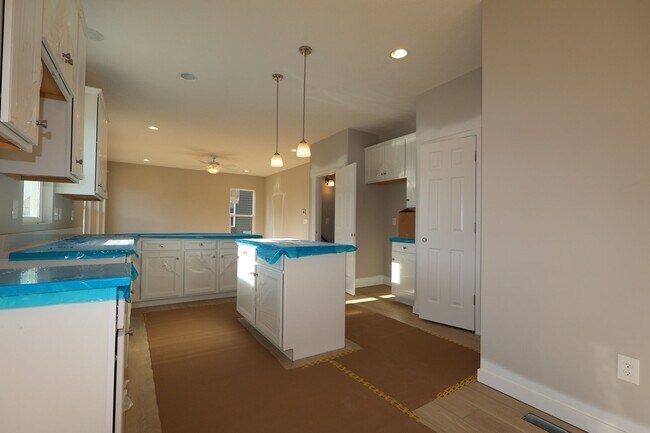 1602 Slippery Rail Dr, Plain City, OH 43064 - photo 7