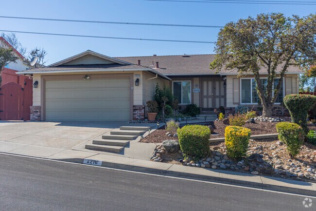 Pittsburg Southwest homes typically employ drought resistant landscaping.