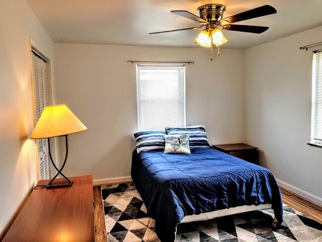 7710 Plainfield Rd unit 2, Cincinnati, OH 45236 - photo 5