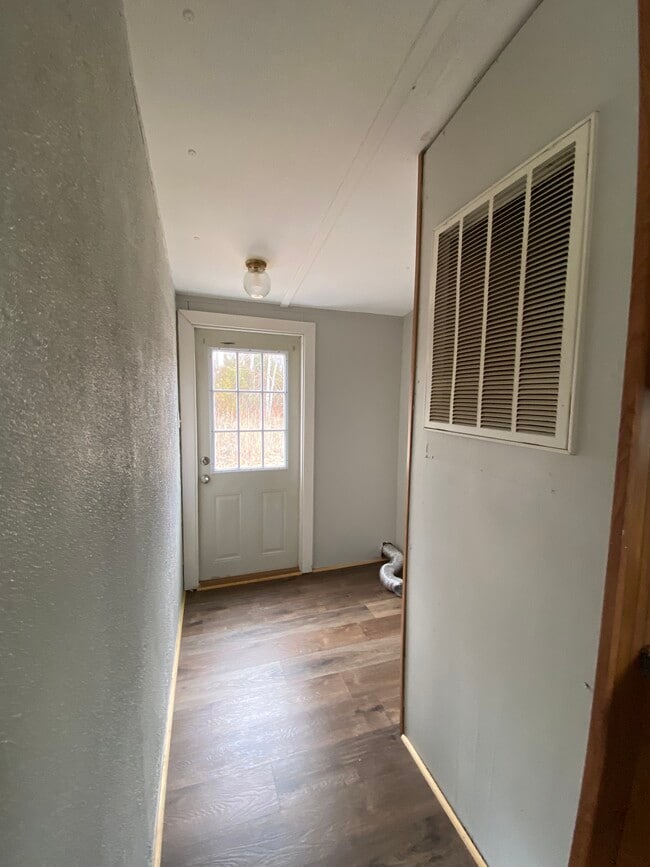 7033 J D Randolph Rd, Baxter, TN 38544 - photo 5