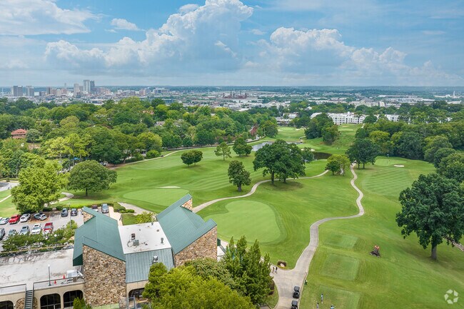 Forest Park neighborhood spans around 230 acres and is located 2 minutes from Birmingham.