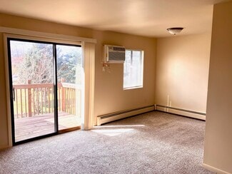 2910 Gardentown Dr SW Unit 9, Wyoming, MI 49519