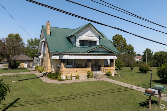 Residents can find some historic farm-style homes for a cozy vintage style of living.