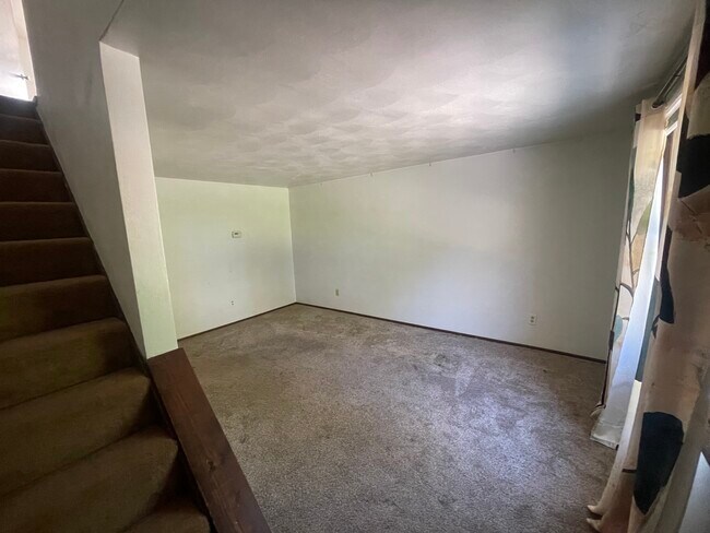 155 Garfield Way, Follansbee, WV 26037 - photo 3