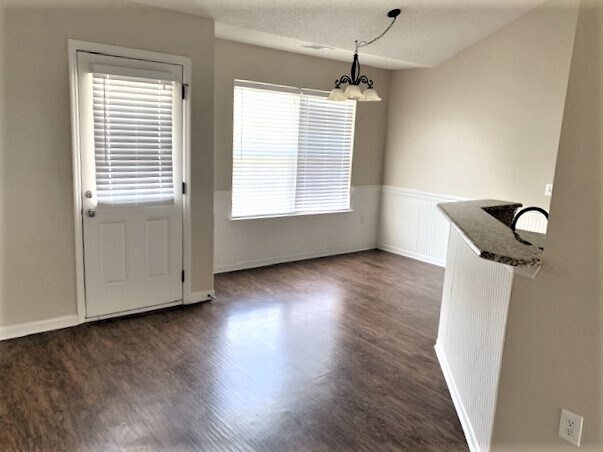 223 Lancaster Way, Richmond Hill, GA 31324 - photo 4