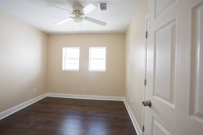 361 Joseph E Lowery Blvd NW unit 4, Atlanta, GA 30314 - photo 5