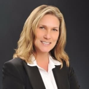 SANDRA HOLMES