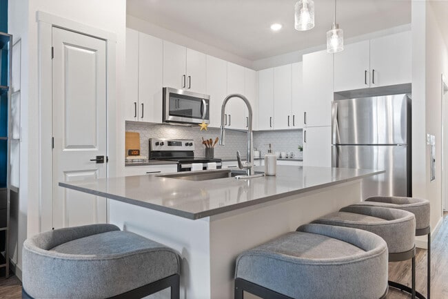 The Plaza Taos, Chandler, AZ 85286 - photo 5