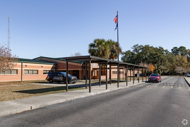 Hanahan Elementary School, Rankings & Reviews - Homes.com