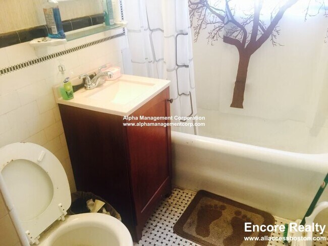 349 Pleasant St unit A1-16, Malden, MA 02148 - photo 5