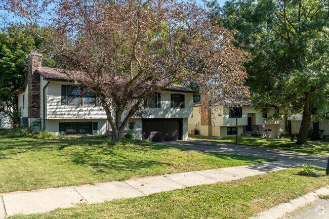 Rows of split-level homes are common throughout southern Eastside.