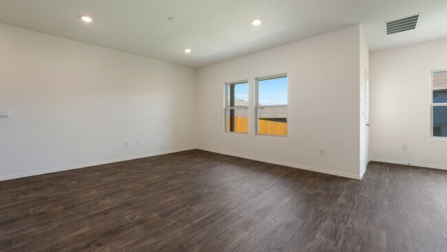 12207 Douglas Fir Cir, Mustang Ridge, TX 78610 - photo 7