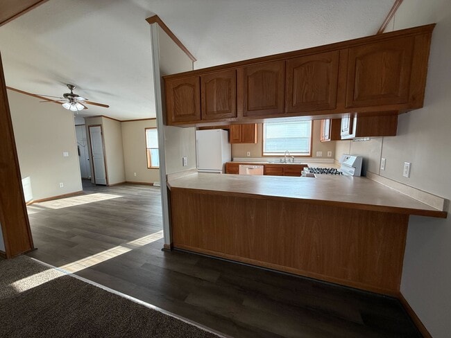 11701 Cascade Cir, Bruce Township, MI 48065 - photo 6