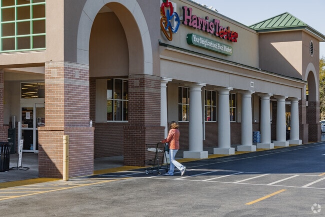 James Island residents love to grocery shop at the local Harris Teeter.